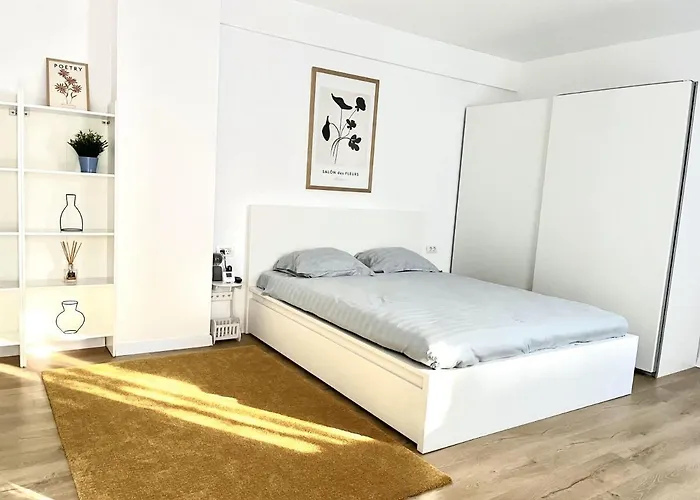 Sky Residence Airport Otopeni 12